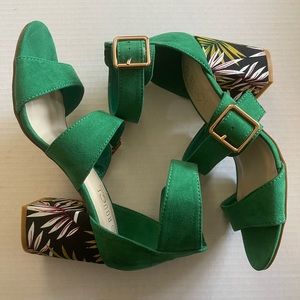 Emerald Green Sandals with Heel (Floral Detail)